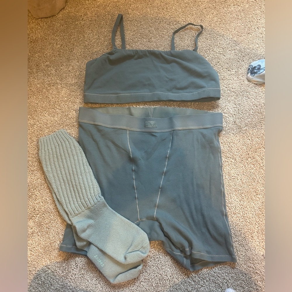 Skims Kyanite Loungewear/Intimate Set